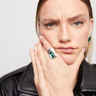 Ring with green crystal